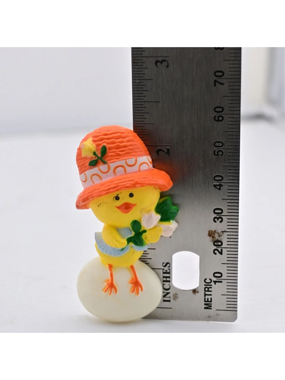 1975 Hallmark Cards Chicken Chick Pin wearing Hat Flowers Egg Bird Vintage